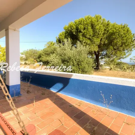 Sleeps 6 With Wifi Βίλα Benagil